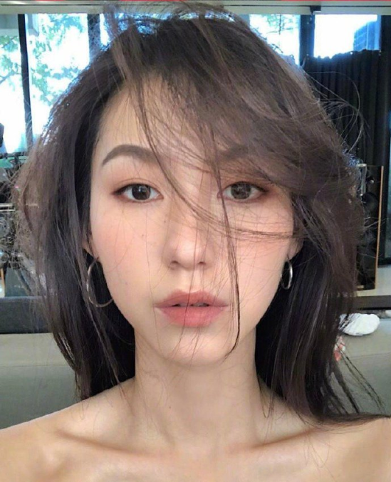 宅男女神Neenosleep自拍照图片 3