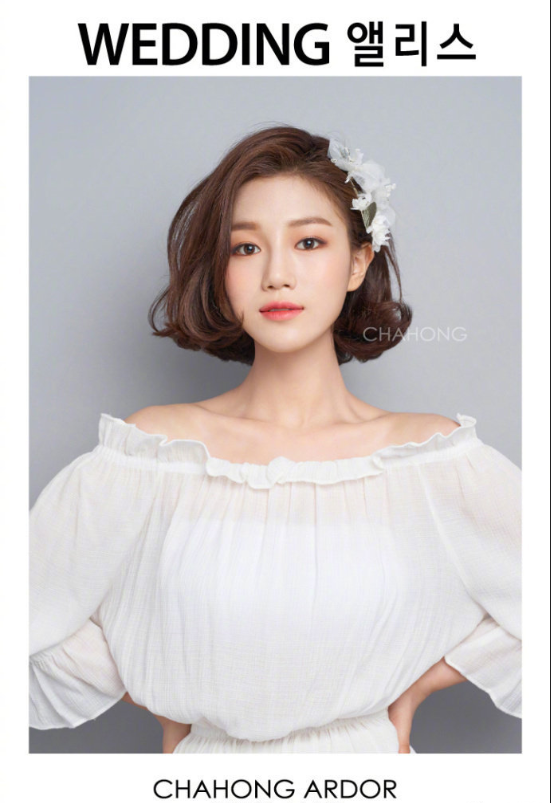 韩式婚纱照新娘发型图片 17