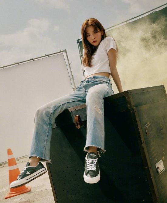 韩国美女图片 韩国女歌手姜涩琪Converse广告图片 2