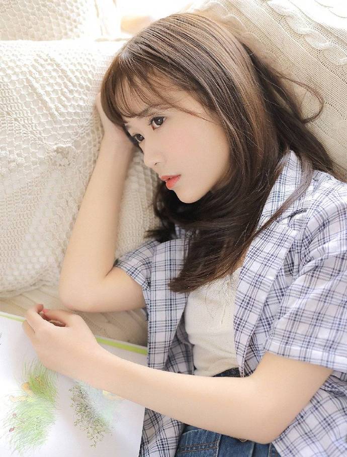 邻家女孩居家私服写真图片 6