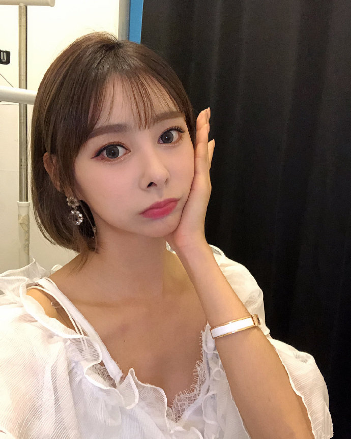 性感美女姐妹花图片 闺蜜自拍照图片 3