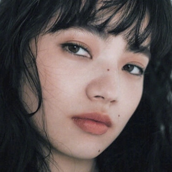 日韩美女图片 日本美女模特小松菜奈大头照图片 4