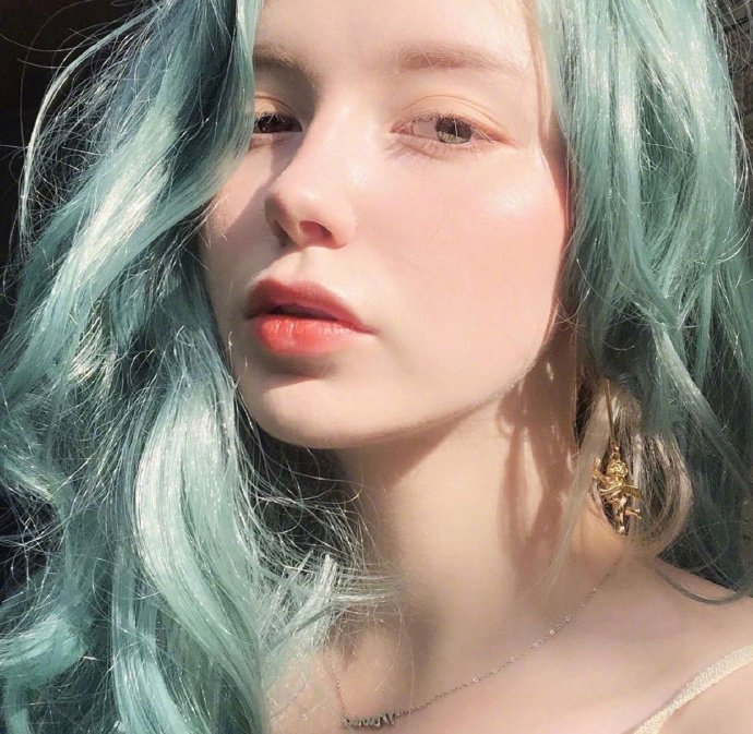 混血美女图片 混血女孩maria好好看的小姐姐图片 7