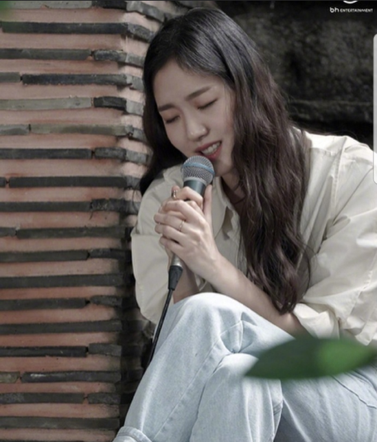韩国美女明星金高银图片 被演戏耽误了的灵魂歌 3