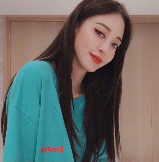 韩国美女图片 韩国女明星冻龄女神韩艺瑟图片 2