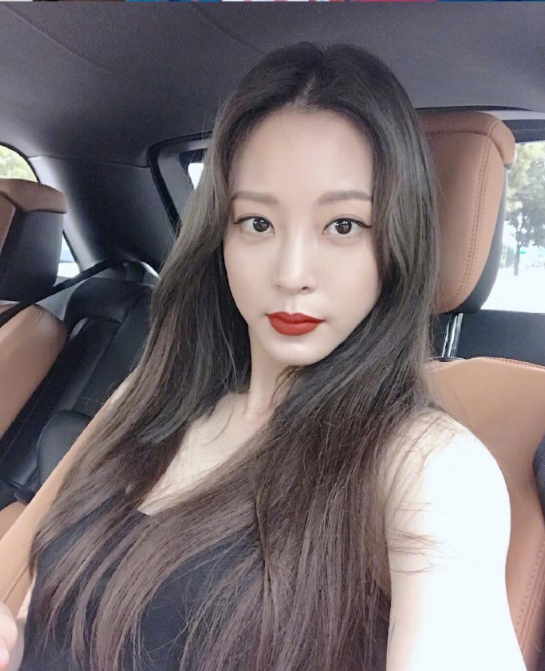 韩国美女图片 韩国女明星冻龄女神韩艺瑟图片 9