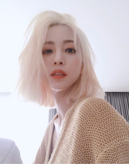 韩国美女图片 韩国女明星冻龄女神韩艺瑟图片 12
