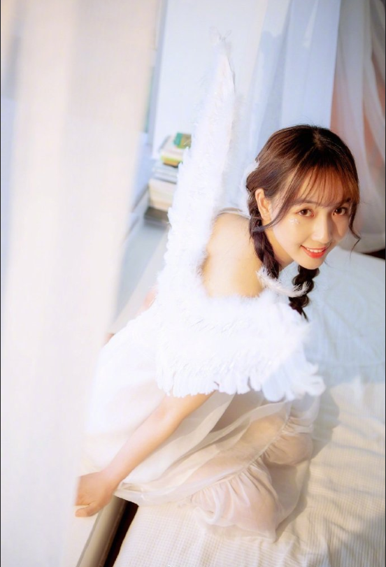 北电清纯校花美女鹿依luna写真美图 3