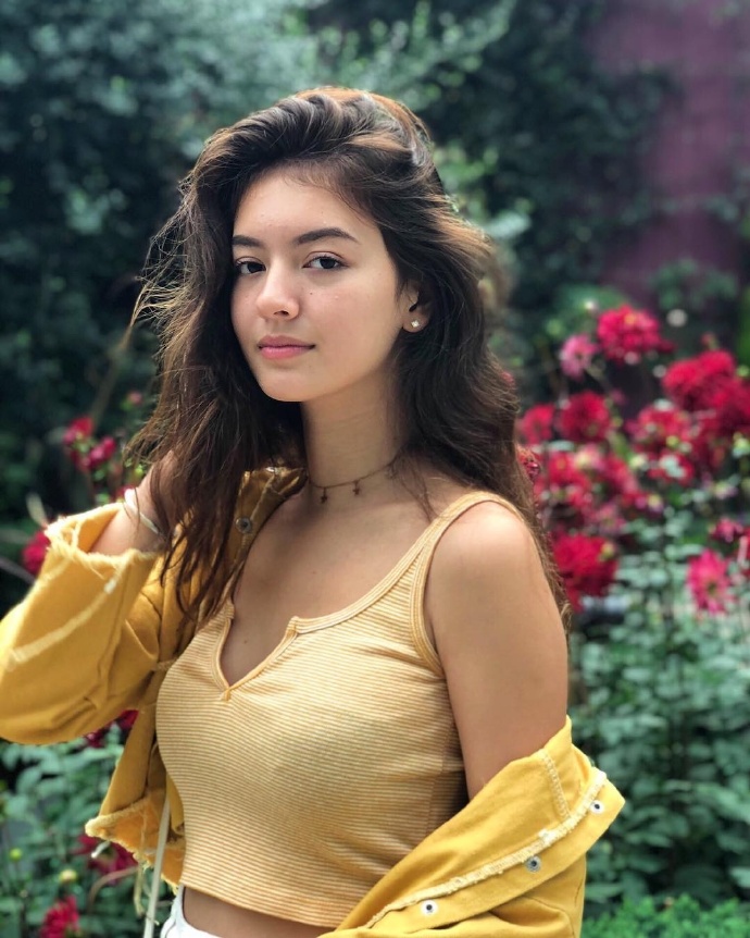 混血美女图片 身材逆天的混血正妹图片 7