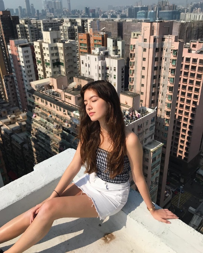 混血美女图片 身材逆天的混血正妹图片 9