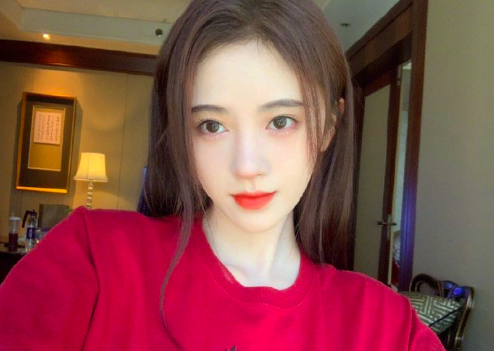 清秀佳人图片 气质美女发型图片 7