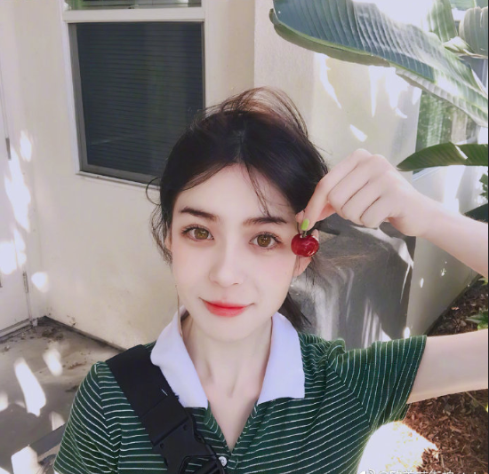 俄罗斯美女图片 95后的中俄混血美女Nadia Bean图片 9