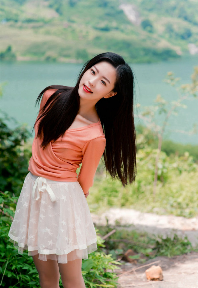 清纯美女图片 风景如画 画中美人 2