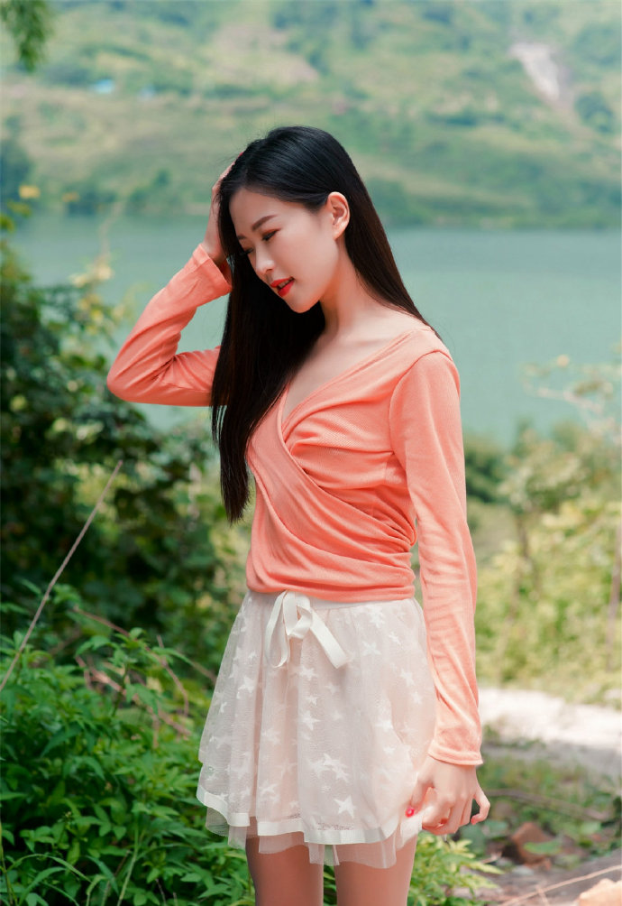 清纯美女图片 风景如画 画中美人 4