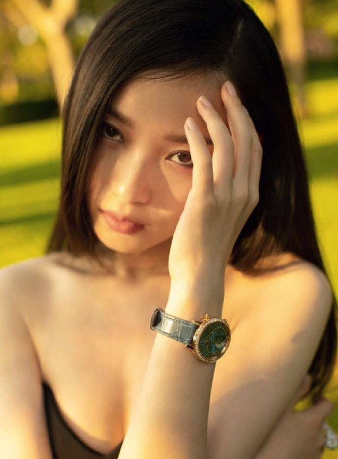 中国美女图片 女明星倪妮抹胸长裙尽显优雅气质 2