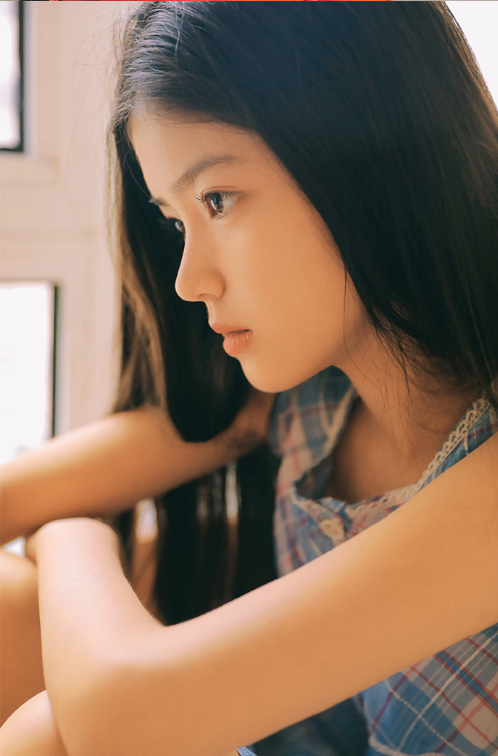 00后美女图片 宇宙少女赵蕴卓图片 8