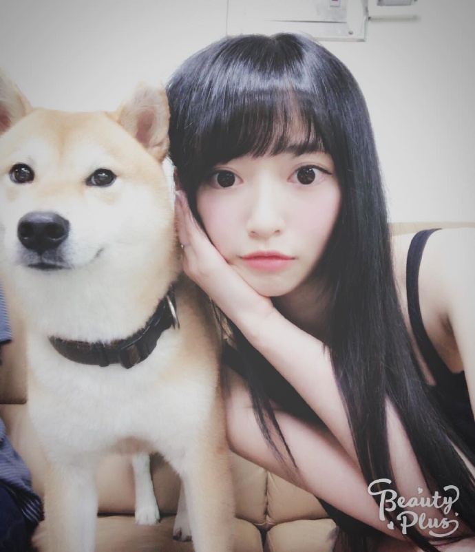 清纯又可爱的软萌妹子图  女生自拍照图片 4