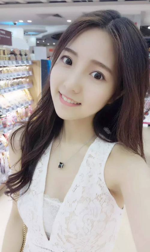 网络美少女mm自拍照图片 6