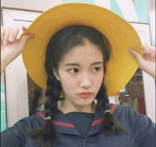 减龄神器双马尾清纯美女图片 6