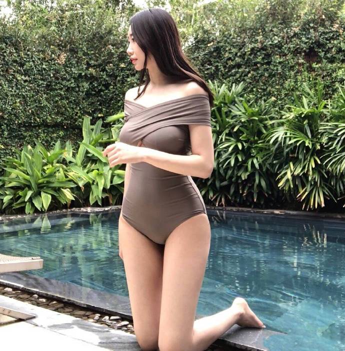 微胖极品美女图片 身材好的美女图片 2