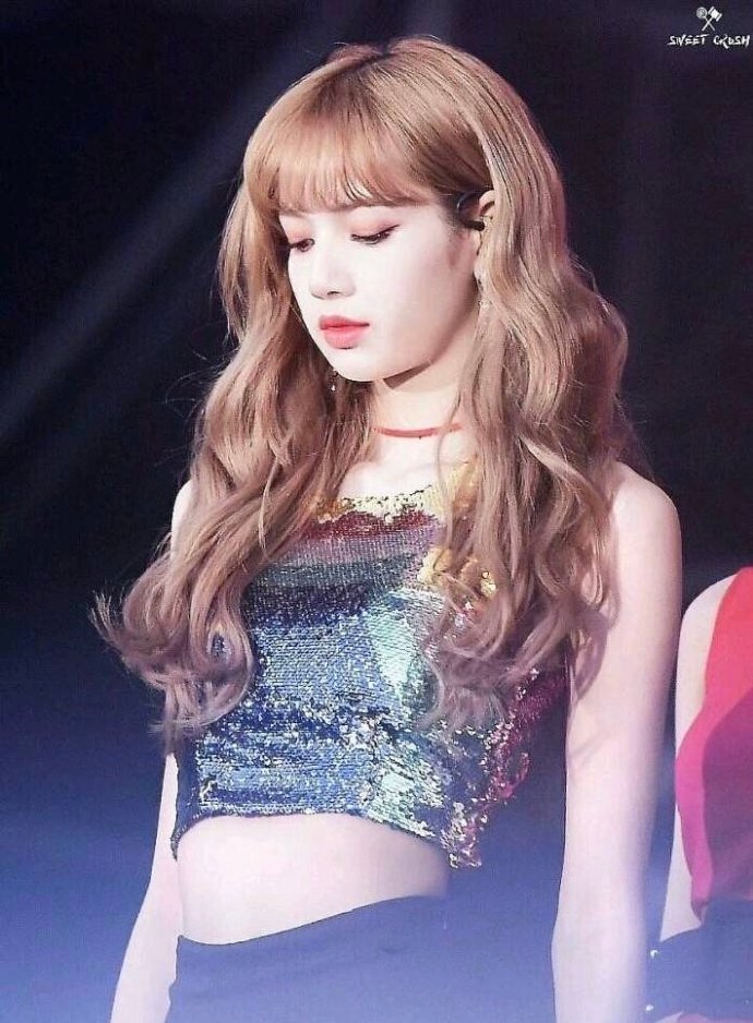 泰国美女图片 韩国女明星lisa美丽的锁骨图片 8