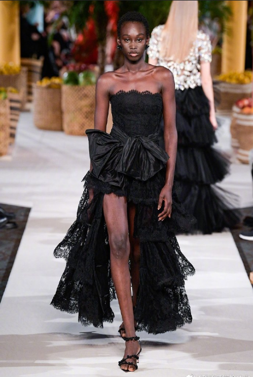 Oscar de la Renta Spring 2020礼服图片 3