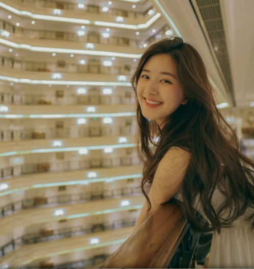 四川美女图片 元气少女赵露思图片 5
