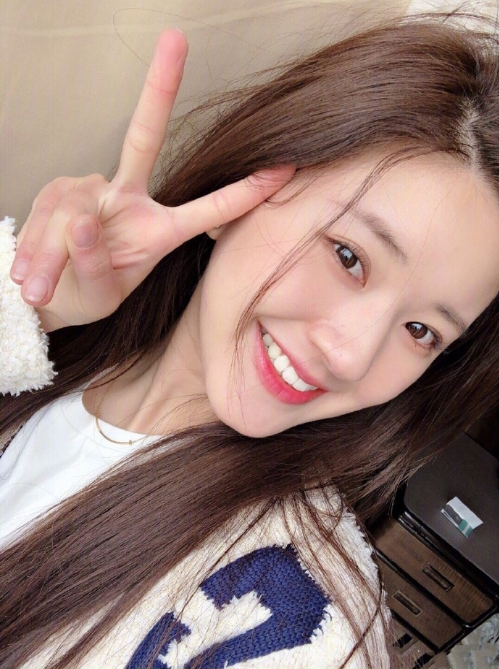 四川美女图片 元气少女赵露思图片 12