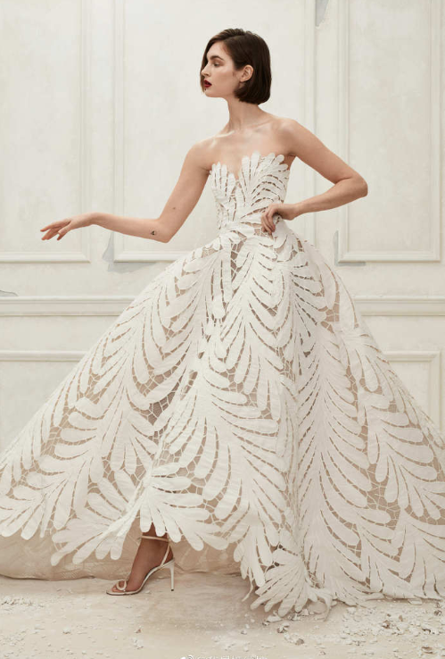 美国婚纱品牌Oscar de la Renta2019白色婚纱图片 12