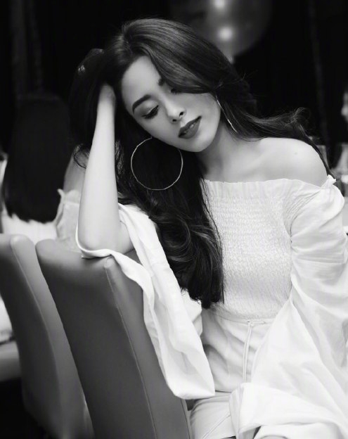 德泰混血美女milly kirn图片 7