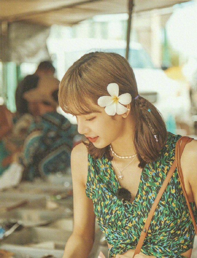 韩国女团BLACKPINK成员Lisa夏威夷写真特辑 7