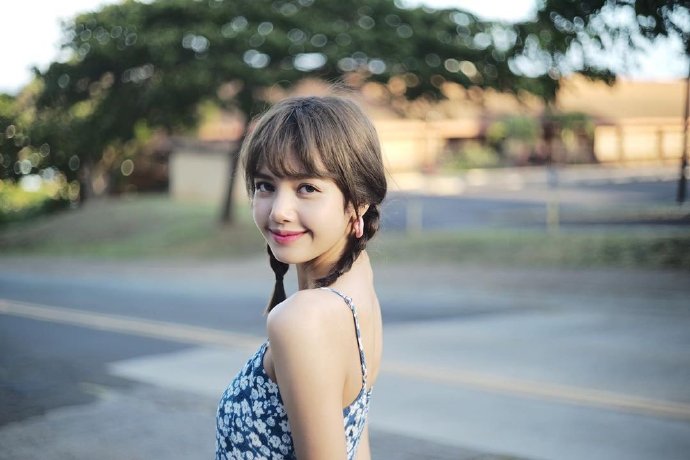 泰国美女lisa小碎花度假图片 6