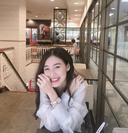 泰国美女图片 甜美女孩Love Pattranite图片 14