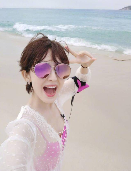 新疆美女图片 中国女明星古力娜扎短发造型很可 6