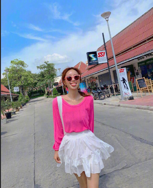 清纯美女图片 小清新美女旅游拍照姿势get 3