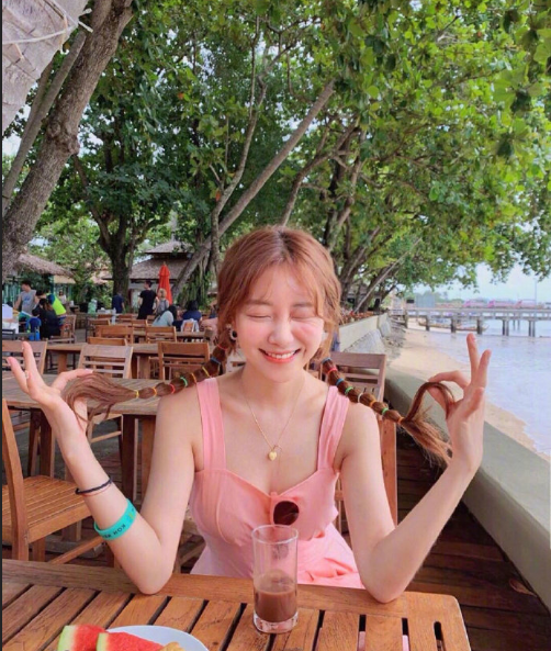 清纯美女图片 小清新美女旅游拍照姿势get 10