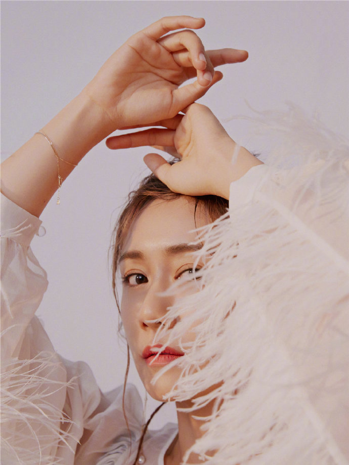湖南美女图片 中国女星刘芸最新时尚大片 7