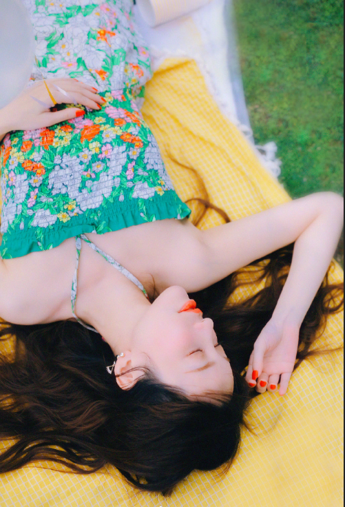 上海美女图片 中国女歌手金莎治愈系图片 5