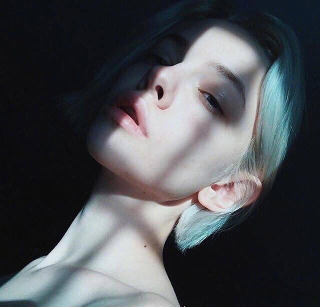 欧美白人美女图片 短发姑娘图片 6