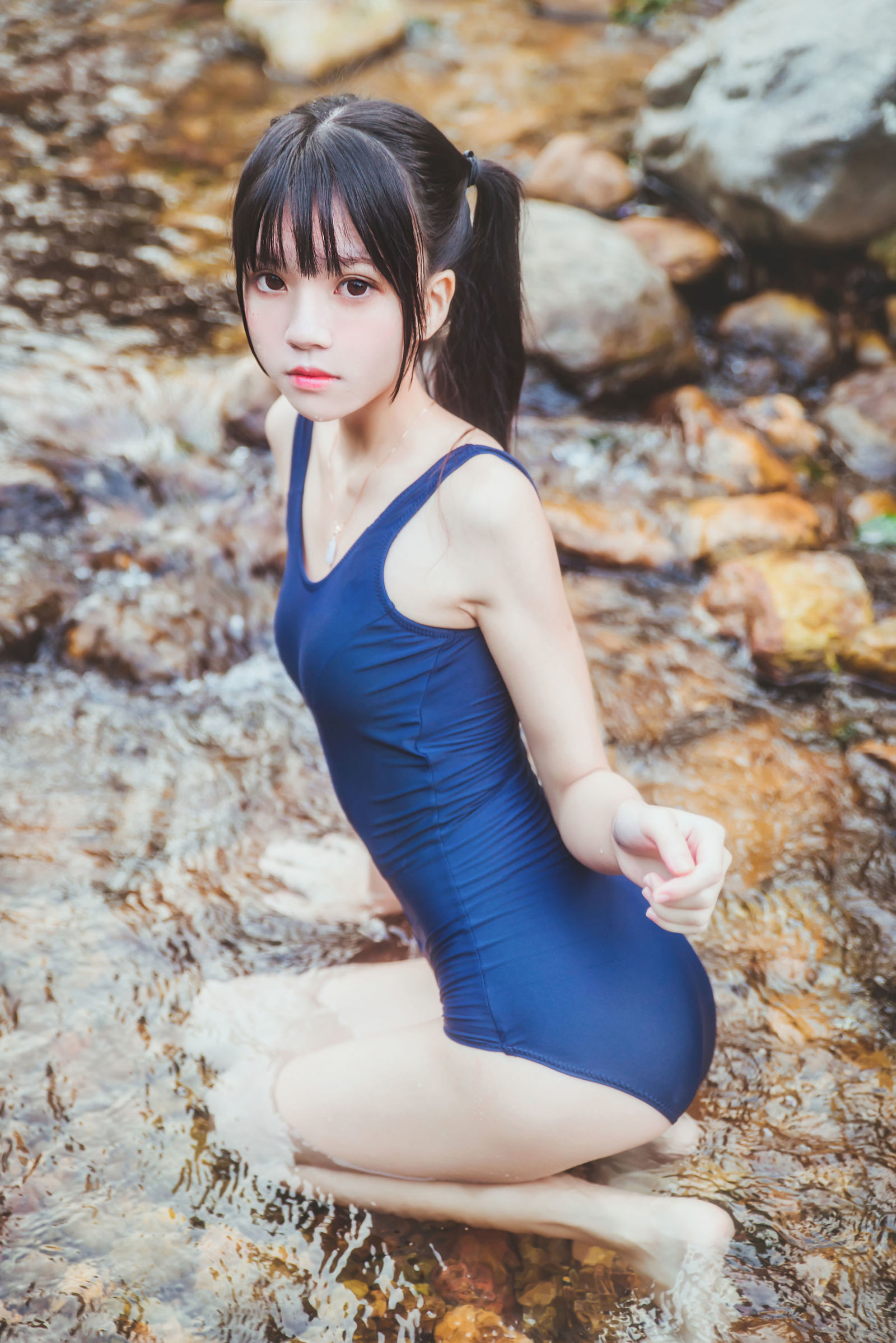 清纯美少女桜桃喵戏水图片 3
