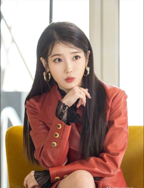 韩国美女图片 女明星李智恩《德鲁纳酒店》复古 7