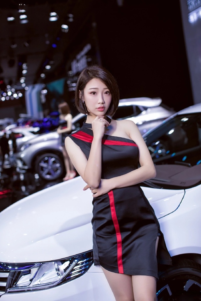 清纯mm美女车模图片 5