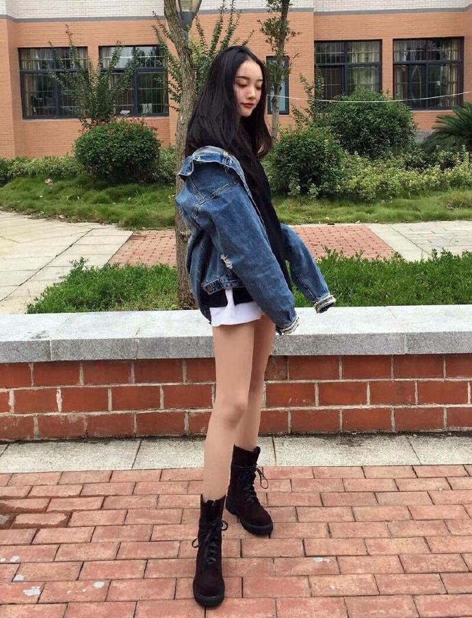 挡不住的大长腿美女图片 5