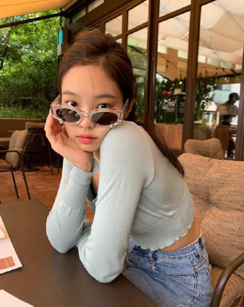 韩国美女图片 人间香奈儿Jennie金智妮图片 2