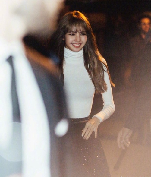 泰国美女图片 韩国明星美女lisa巴黎时装周图片 7