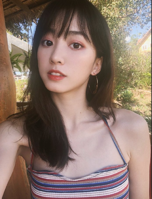 粉嫩小妹子图片 大眼妹子图片 5