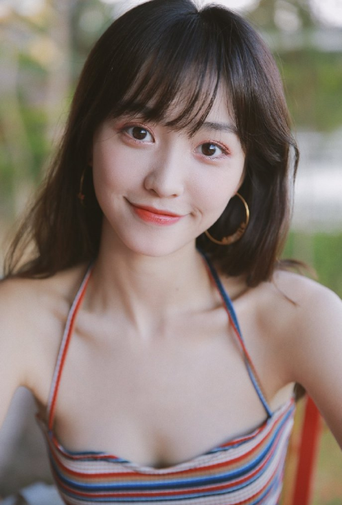 粉嫩小妹子图片 大眼妹子图片 7