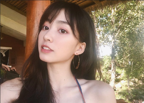 粉嫩小妹子图片 大眼妹子图片 9