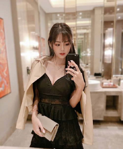 甜甜的甜美少女图片 甜美女孩图片 9