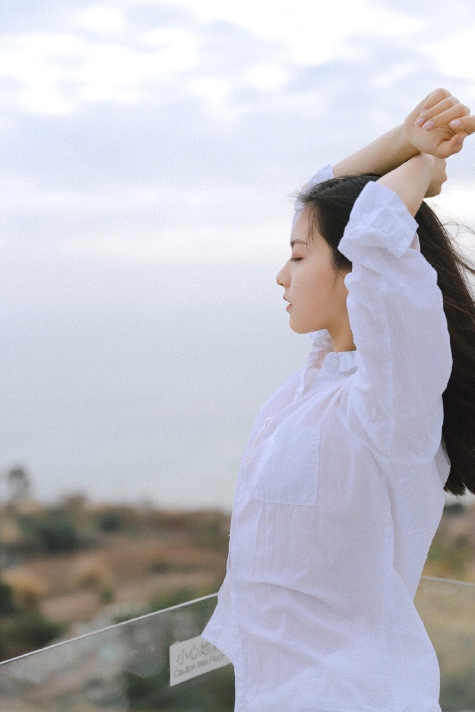 清纯校花林子璐唯美写真图片 4